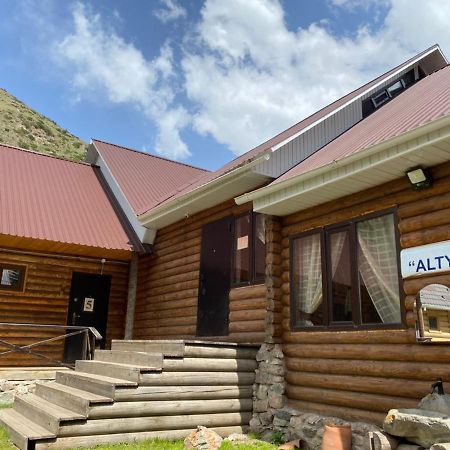 Altyn Arashan Guesthouse ภายนอก รูปภาพ