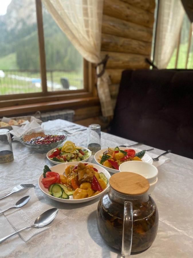 Altyn Arashan Guesthouse ภายนอก รูปภาพ