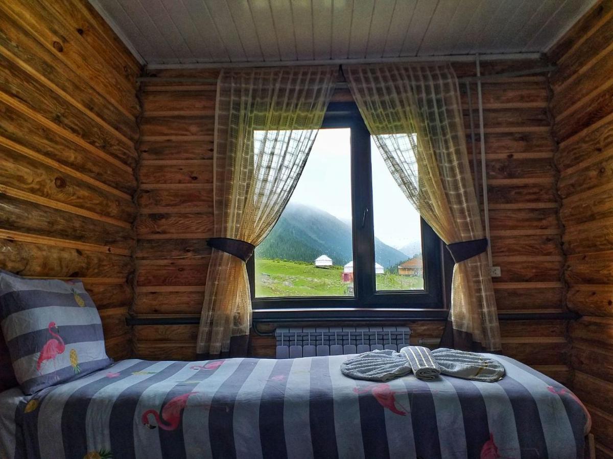 Altyn Arashan Guesthouse ภายนอก รูปภาพ