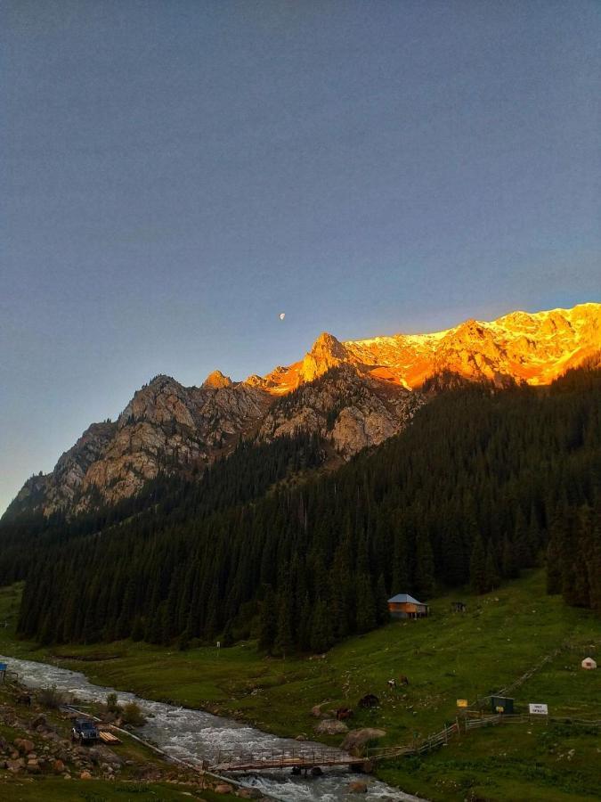 Altyn Arashan Guesthouse ภายนอก รูปภาพ